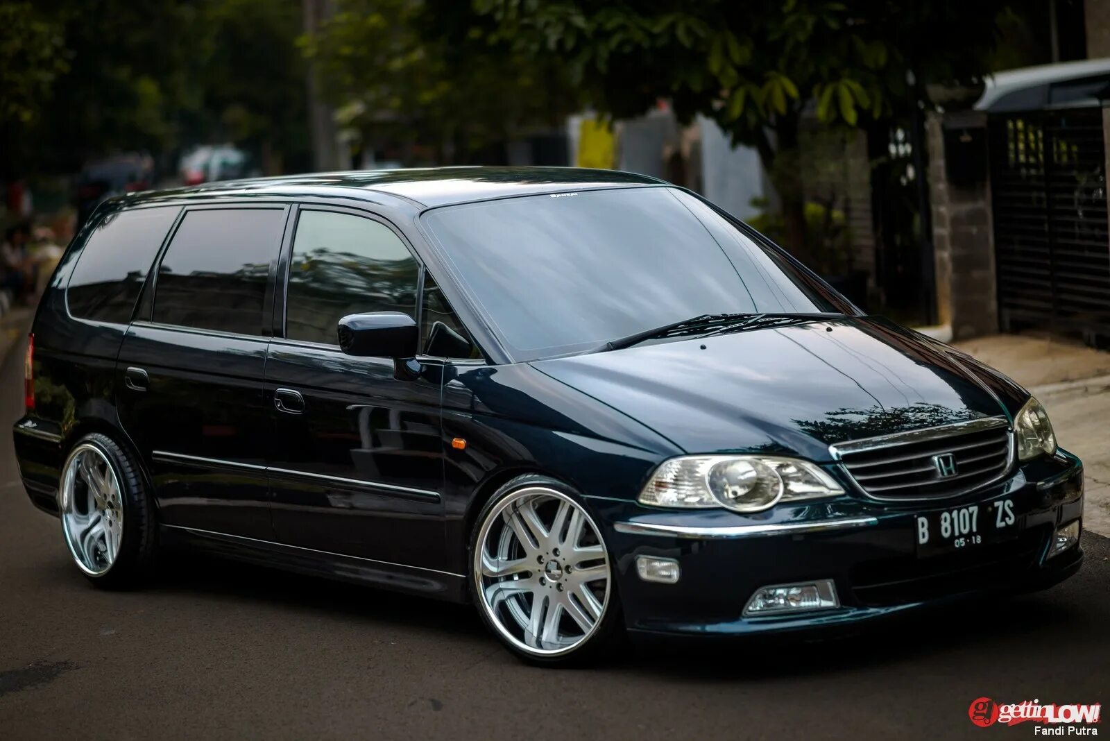 Хонда Одиссей ra6. Honda Odyssey ra6 2001. Honda Odyssey 2001 Tuning. Honda Odyssey 2002 Tuning. Хонда одиссей ra6 купить