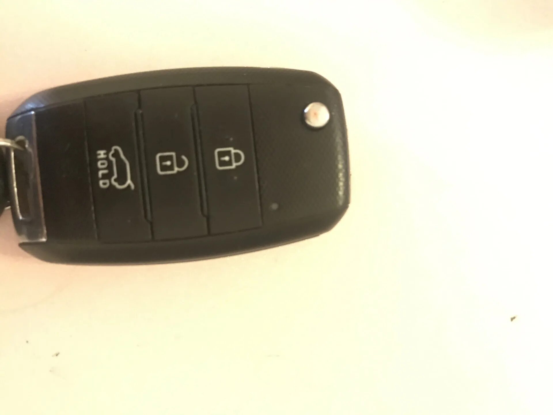 Solaris сигнализация. Ключ kia rio 2 2011 от сигнализация. брелок штатной сигнализации кия сид 2009 года. автосигнализация киа сид 2008. ключи сигнализации автомобиля киа сид 2007.