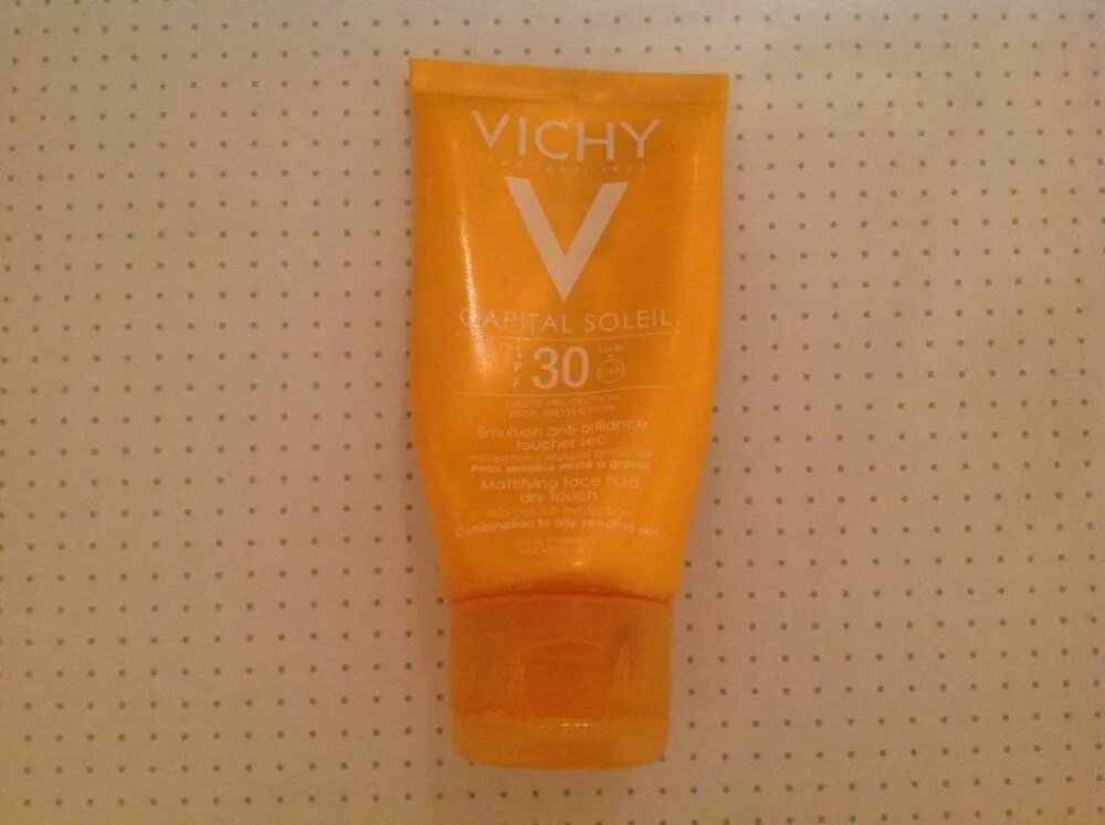 Виши крем спф 50. Виши спф 30. vichy ideal soleil 30 spf. виши матирующая эмульсия спф 30. матирующая эмульсия виши с спф 50.