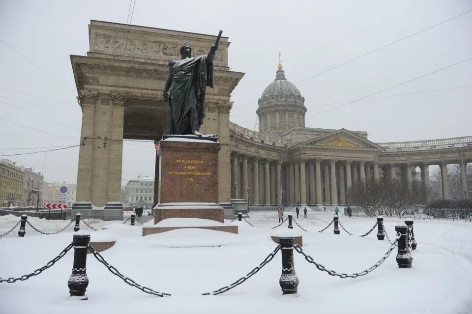 Спб в декабре. Питер декабрь месяц. Санкт Петербург в декабре погода. Погода в Петербурге в декабре. Погода в Питере в начале декабря.