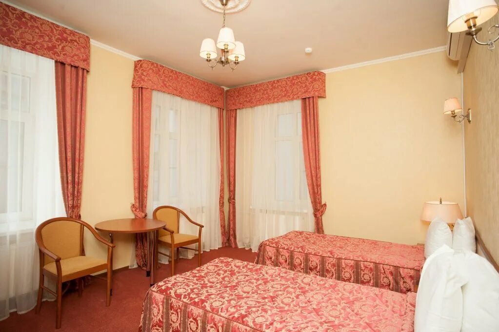 Красная гостиница. Красный (анапа). Гостиница красная благовещенск в островах. Красные ворота москва гостиница. Гостевой дом красный.