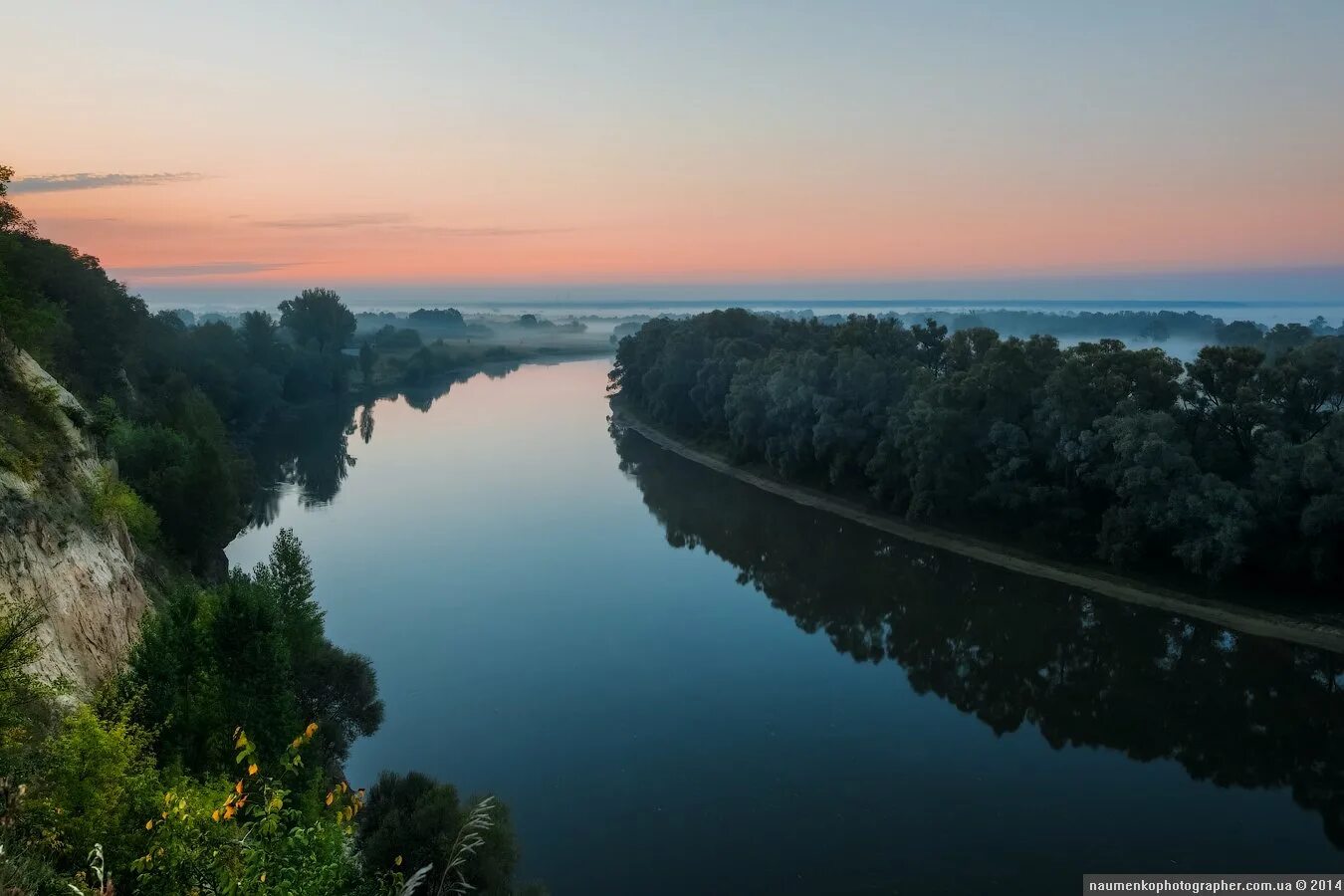 Река укр. Река Десна у Чернигова. Река Десна Брянск. Река Десна Украина. Чернигов Украина река.