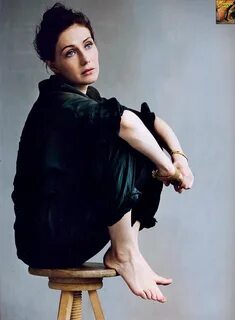 Carice van houten legs