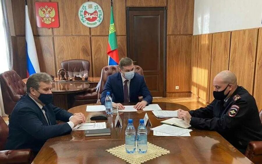 Министр транспорта республики хакасия. Хакасавтодор абакан директор. Министр транспорта республики хакасия. Хакасавтодор абакан директор. Министр транспорта республики хакасия.