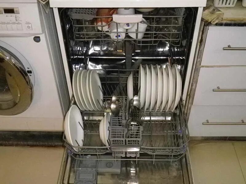 Почему плохо моет посуду посудомоечная