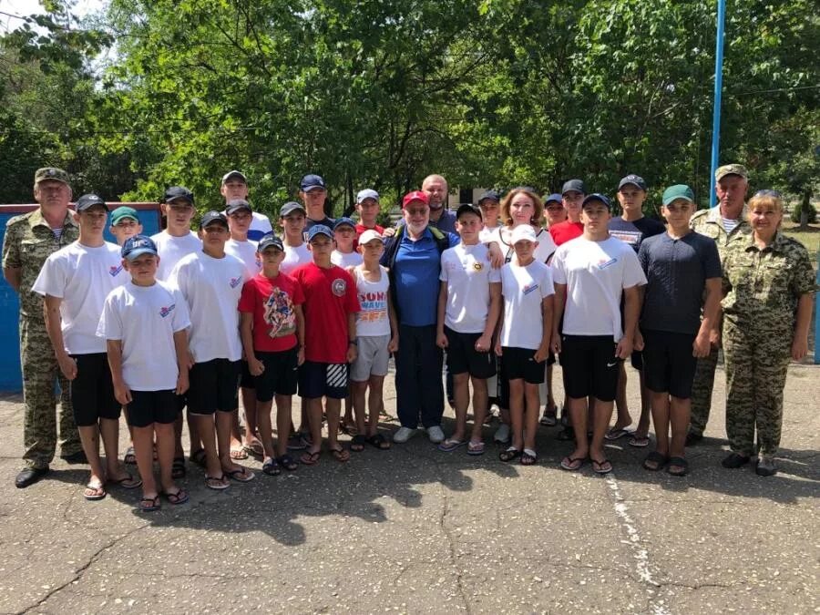 Погода в горнозаводское ставропольский край. Село Горнозаводское Ставропольский край спецшкола. Село Горнозаводское Ставропольский край Кировский район. МБОУ СОШ 8 села Горнозаводского. Горнозаводское Ставропольский край лагерь кампус.