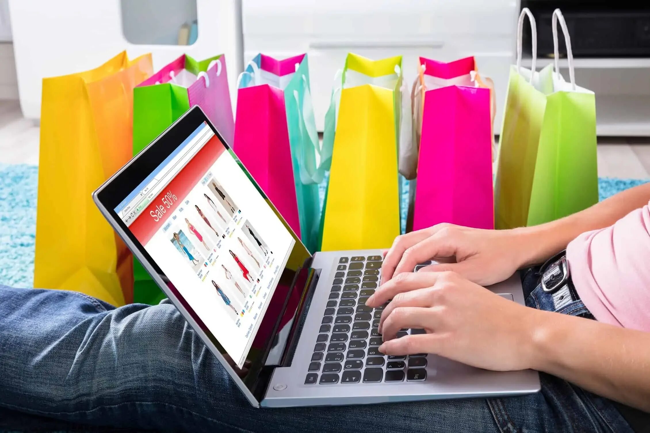 Сумма покупки в интернете. Покупки в интернете. Интернет шоппинг. Фото для интернет магазина.