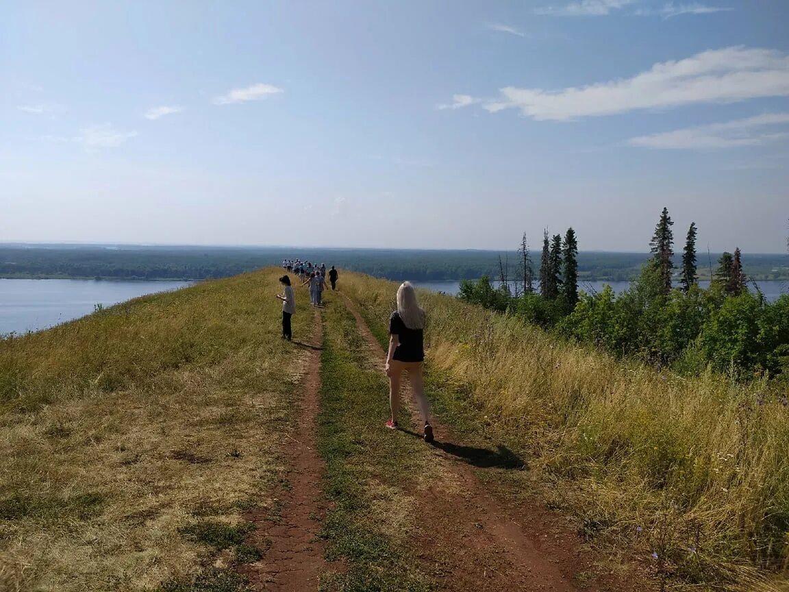 Зуевы ключи каракулино. Смотровая площадка зуевы ключи. Кама зуевы ключи. Зуевы ключи удмуртия. Зуевы ключи удмуртия.