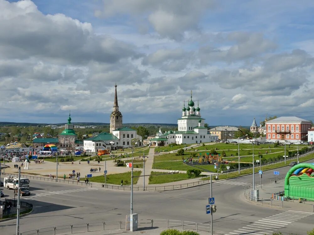 Соликамск большой город. Город Соликамск Пермский край. Пермский край Соликамск центр. Соборная площадь г.Соликамск Пермский край. Соборная площадь в Соликамске Пермский край.