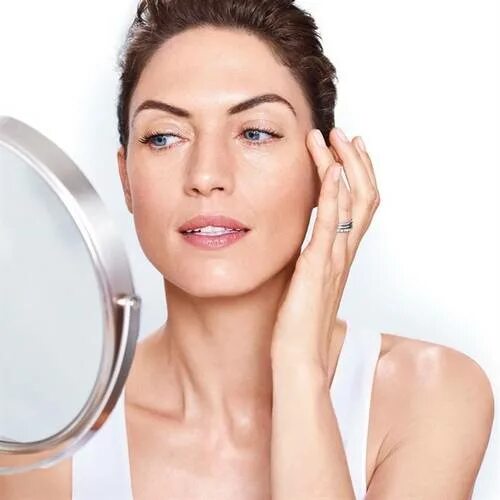 Антивозрастная косметика 45. Крем омолаживающий. Морщины в 40 лет фото. Реклама крема для лица. Антивозрастная косметика 45.