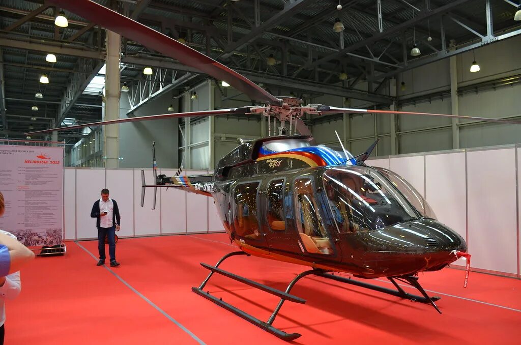 Новые вертолеты россии. Bell 407 узга. Bell 505. HELIRUSSIA 2023. HELIRUSSIA 2012 звезда.