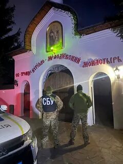 Обыски в храмах