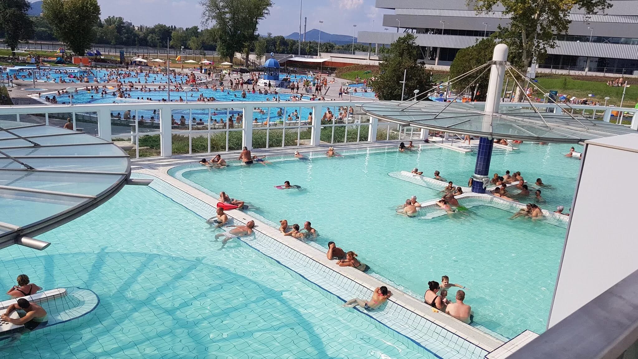 Будапешт каснеровские купальни. Будапешт купальни рудаш бассейн. Купальни сеченова будапешт. Thermal bath budapest. Купальня палатинус.