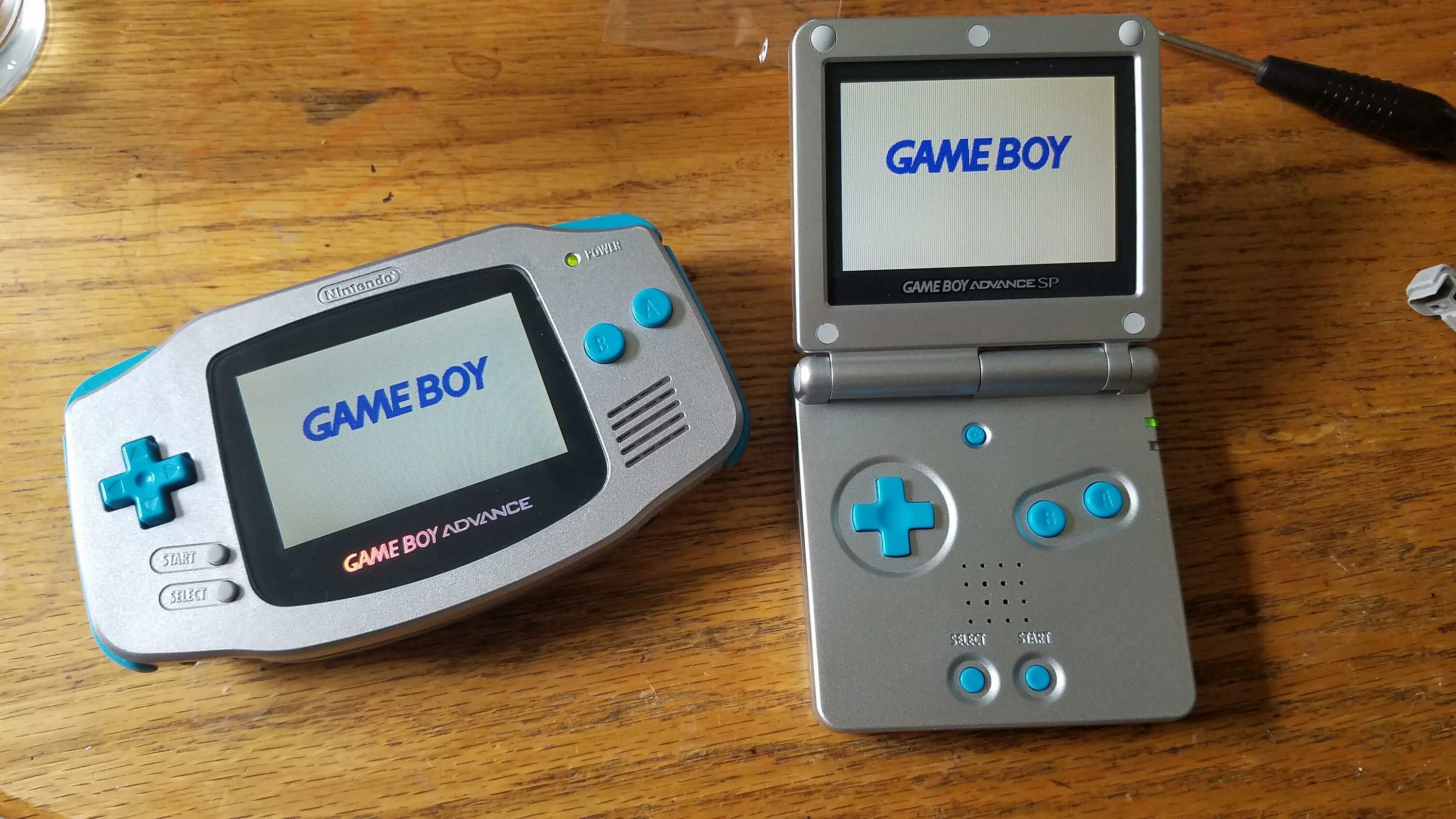 Нинтендо геймбой. Nintendo-game-boy-Advance цена. Игровая приставка Нинтендо адванс. Геймбой адванс. Nintendo boy advance