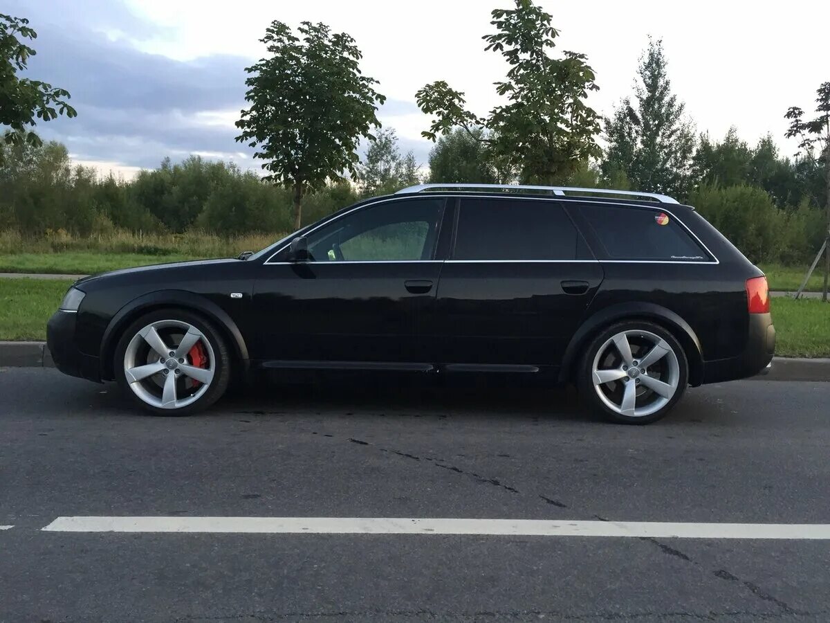 Двери a6 c5. Audi a6 c6 Allroad. Audi a6 c5 Allroad 2.7. Audi Allroad c5 Black. Ауди а6 с5 универсал черная.