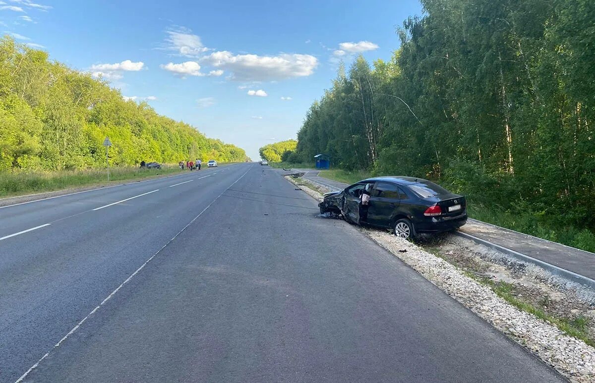 Погода в ряжске на сегодня. Автомобильная дорога. Машина на дороге. Дорога фото.