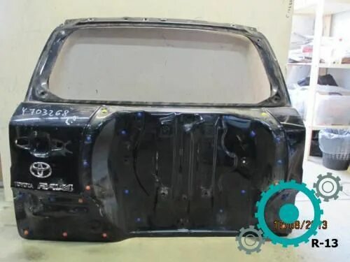 дверь багажника тойота рав 4 2017. дверь багажника toyota rav4. крышка багажника рав 4 2008. дверь багажника белая toyota rav4 2014 года. дверь багажника тойота рав 4.