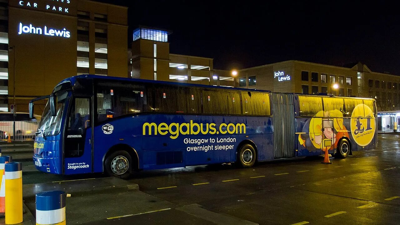 Мега общественный транспорт. Megabus. Megabus uk. Megabus информация. Ecolines Хельсинки аэропорт.