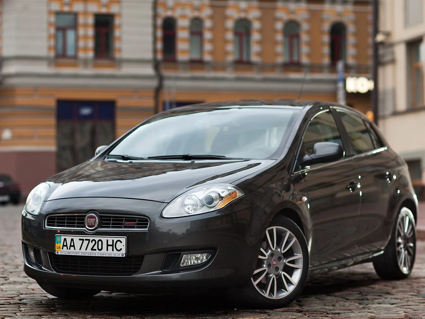 Fiat bravo 1. Fiat bravo 1. 4 mt. Фиат браво 2. 4 sx.