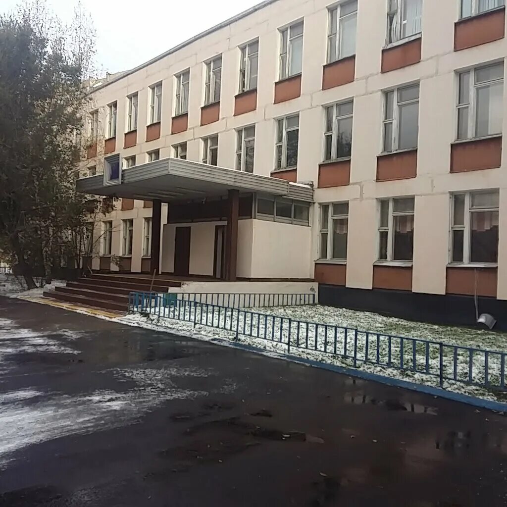 Гбоу школа 1955 сп4. Школа 1955 москва. 1955 школа москва ул. Гбоу школа № 1955. Школа 1955 здание 3.