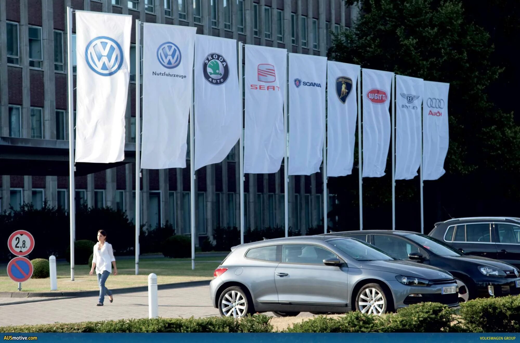 Фольксваген какие фирмы. Концерн Volkswagen Group. Концерну Volkswagen AG. Концерн Volkswagen в Германии. Audi Фольксваген груп.