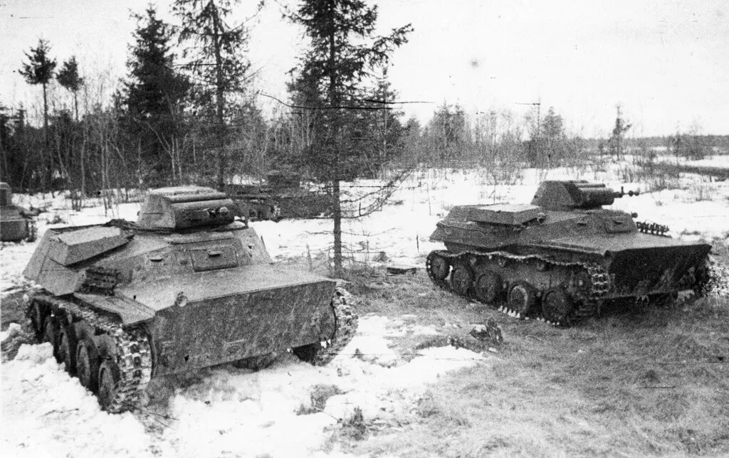 Плавающий танк т-40. Т-60 танк. Т-60 танк СССР. Т-30 легкий танк. Танковая 40