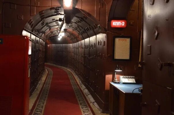 Бункер в ясенево. Бункер-703 мид ссср. Бункер сталина 42. Бункер тульская область. Бункер 703 москва.