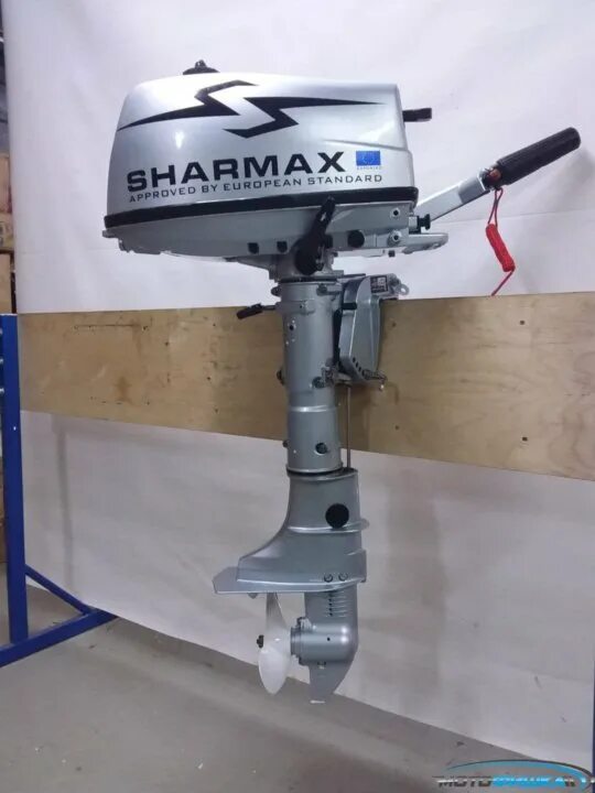 Купить мотор бу 5 лс. Мотор Sharmax sm5hs. Лодочный мотор Шармакс 5. Шармакс 6 Лодочный мотор. Мотор Лодочный Шармакс 5л.