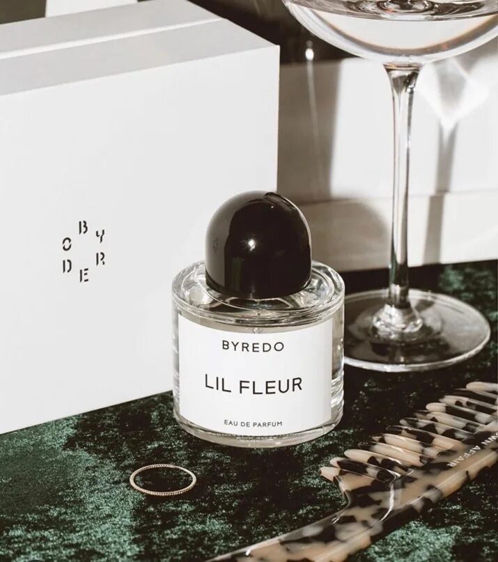 Byredo Lilly fleur. Парфюмерная вода Byredo Lil fleur унисекс 100 m. Байредо лил Флер. Byredo Parfums Lil fleur Limited Edition 2020. Лил флер