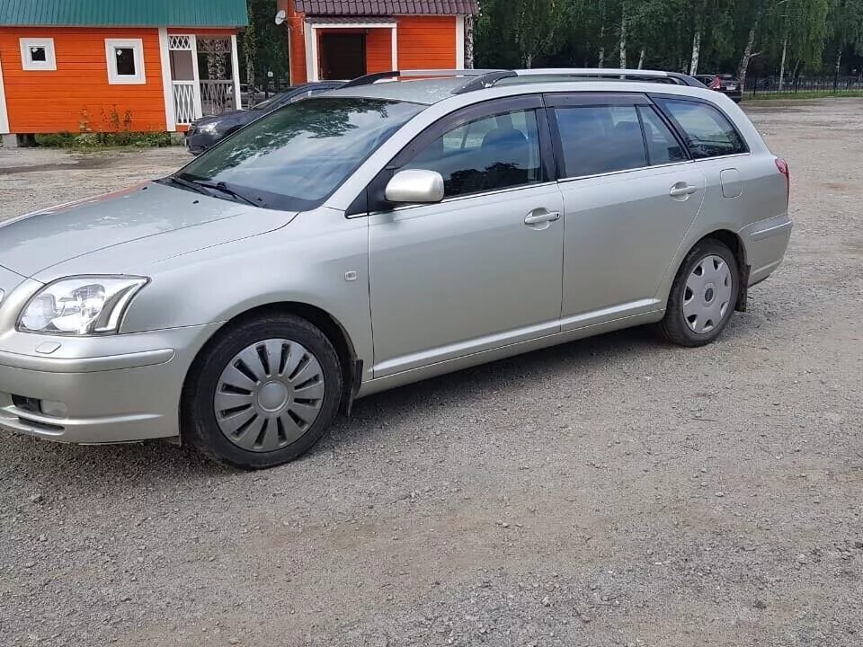 Тойота авенсис универсал бу. Toyota Avensis 2004 универсал. Toyota Avensis 2008 универсал. Тойота Авенсис 1.8 2008 универсал. Тойота Авенсис универсал 2004.