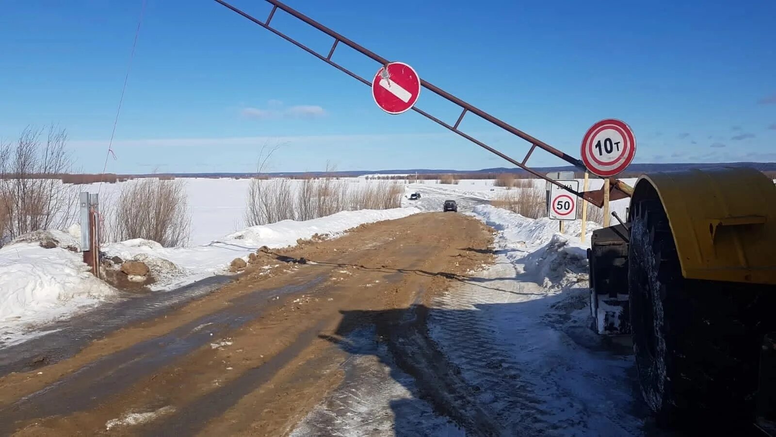 Погода октябрьское хмао приобье. Автозимник Перегребное. Зимник Приобье Игрим. Зимник Салехард Приобье. Автозимник «с. Болчары - с. Демьянское».