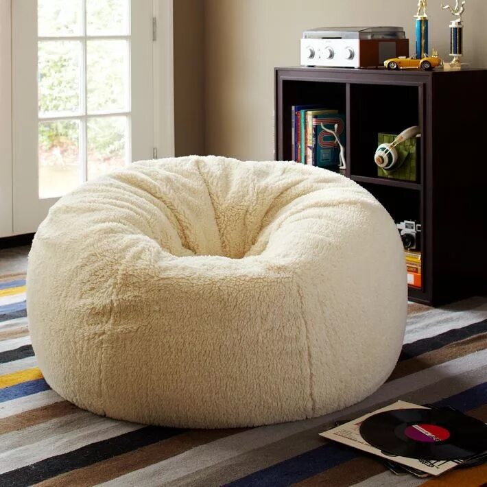 Мешок на пол как называется. Кресло-мешок bean-bag. бин бэг кресло. пуф трансформер bean bag. огромная подушка.