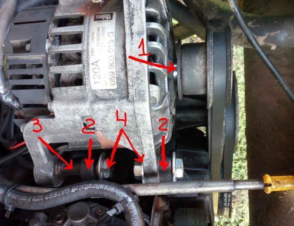 Генератор от ВАЗ 2114. 2 Генератор ВАЗ 2115. Генератор ВАЗ 2114 инжектор 8. Крепление генератора ВАЗ 2114. Как снять генератор ваз 2114
