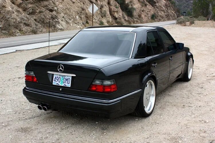 Мерседес е 500 кузов 124. Mercedes benz 124 e500. Мерседес е 500 кузов 124. Мерседес волк 124. Mercedes benz w124 e500.