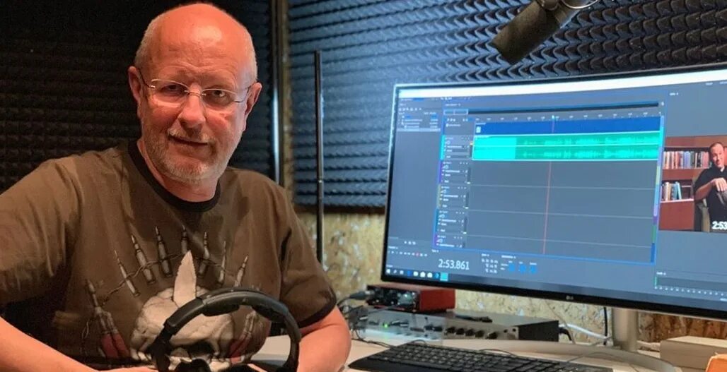 дмитрий пучков. дмитрий goblin пучков. перевод гоблина дмитрия пучкова. гоблин пучков озвучка. перевод гоблина.