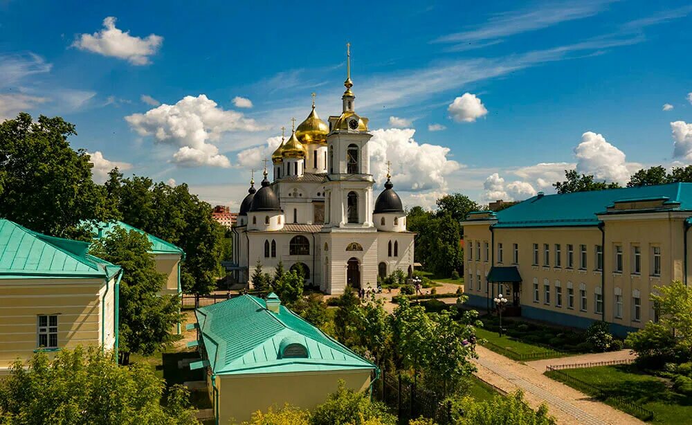 Мо г дмитров. Дмитровский Кремль (музей-заповедник). Дмитровский Кремль в Дмитрове. Дмитровский Кремль Елизаветинская Церковь.