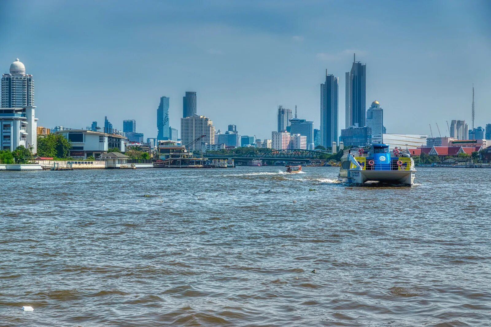 Река Чаупхрая в Бангкоке. Река Менам Чао Прая. Река в Бангкоке фото. Chao Phraya River 1900. Бангкок чао прая