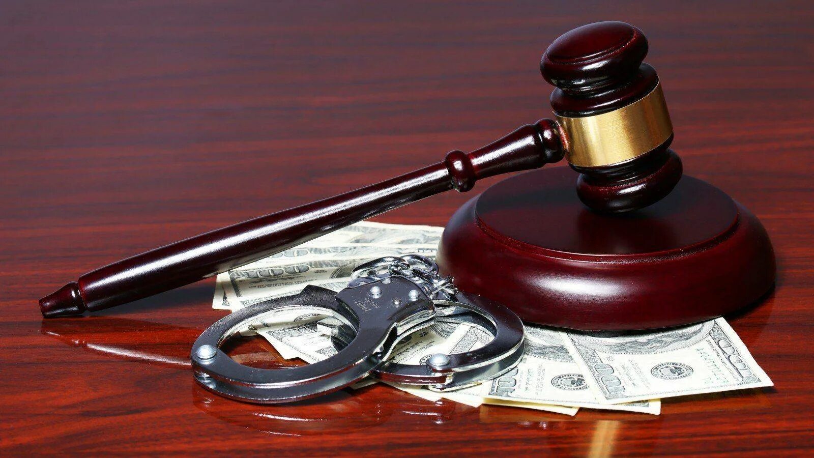 Юридические услуги. Правосудие по уголовному делу. Суд картинки. Адвокат в суде. Адвокатура.