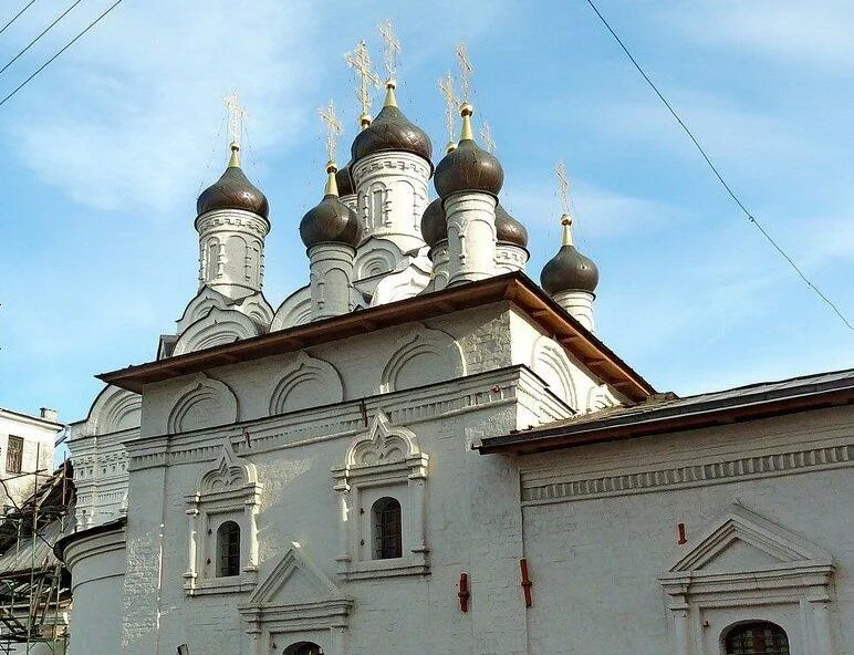 Храм знамения колобовский переулок. Храм знамения колобовский переулок. Храм знамения колобовский переулок. Знаменский храм на петровке. Знамение за петровскими воротами.