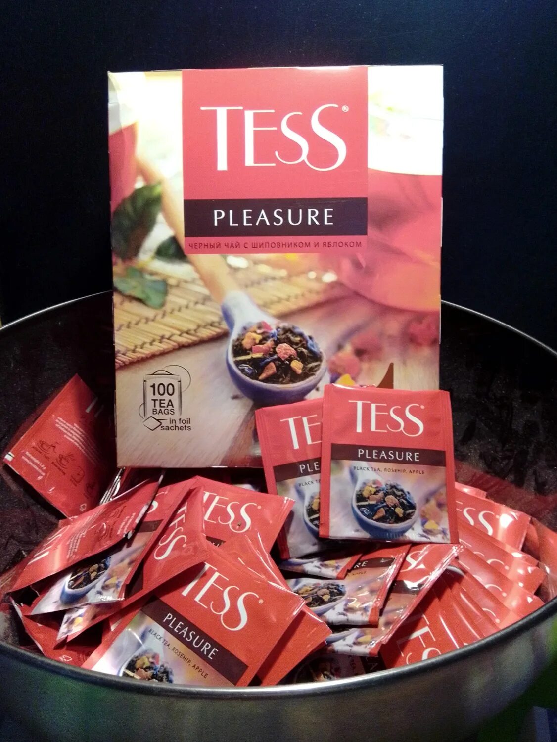 Tess pleasure 100 пакетиков. Чай тесс яблоко шиповник. чай тесс с шиповником. tess pleasure пакетик.