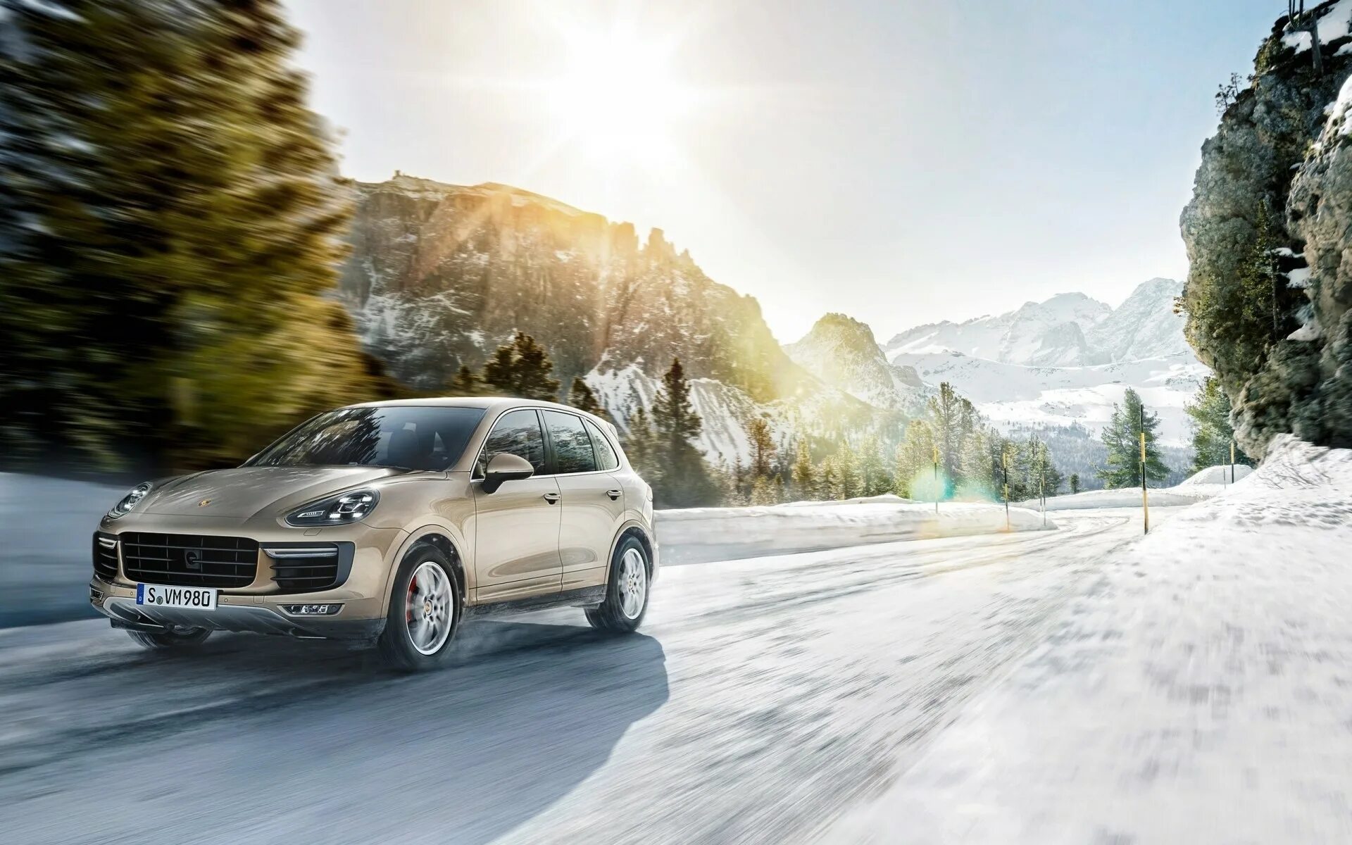 Зима едет. Порше кайен 2015 зимой. porsche cayenne 2025 зима. порше кайен дизель 2017. порше кайен зимняя дорога.