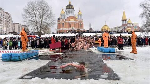 Работают ли в крещение