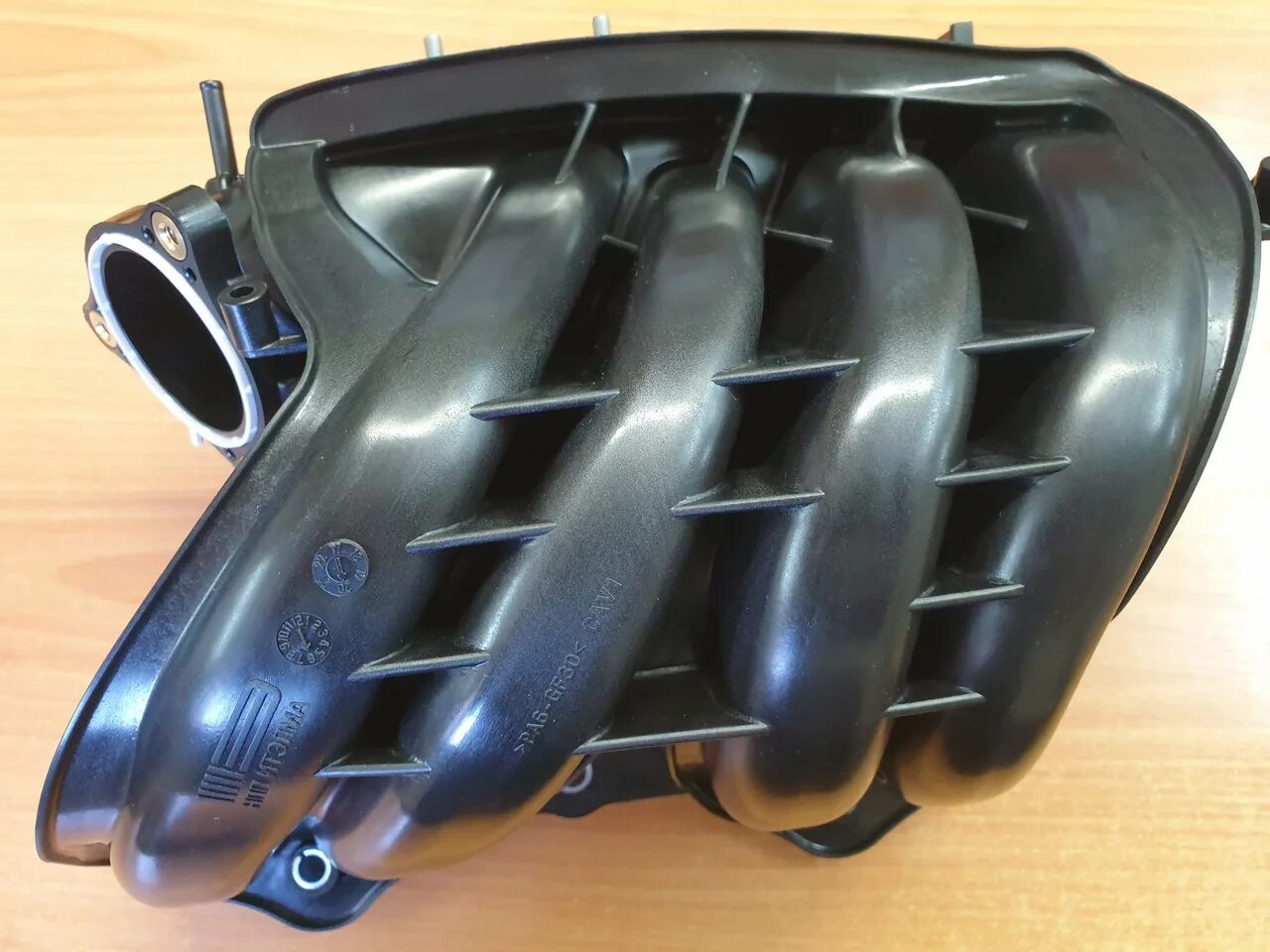 Впускной коллектор ваз 2111. Коллектор впускной ваз 1118. Паук subaru stinger 2113-15 16 v. Ресивер ваз-1118 8 кл. 6.