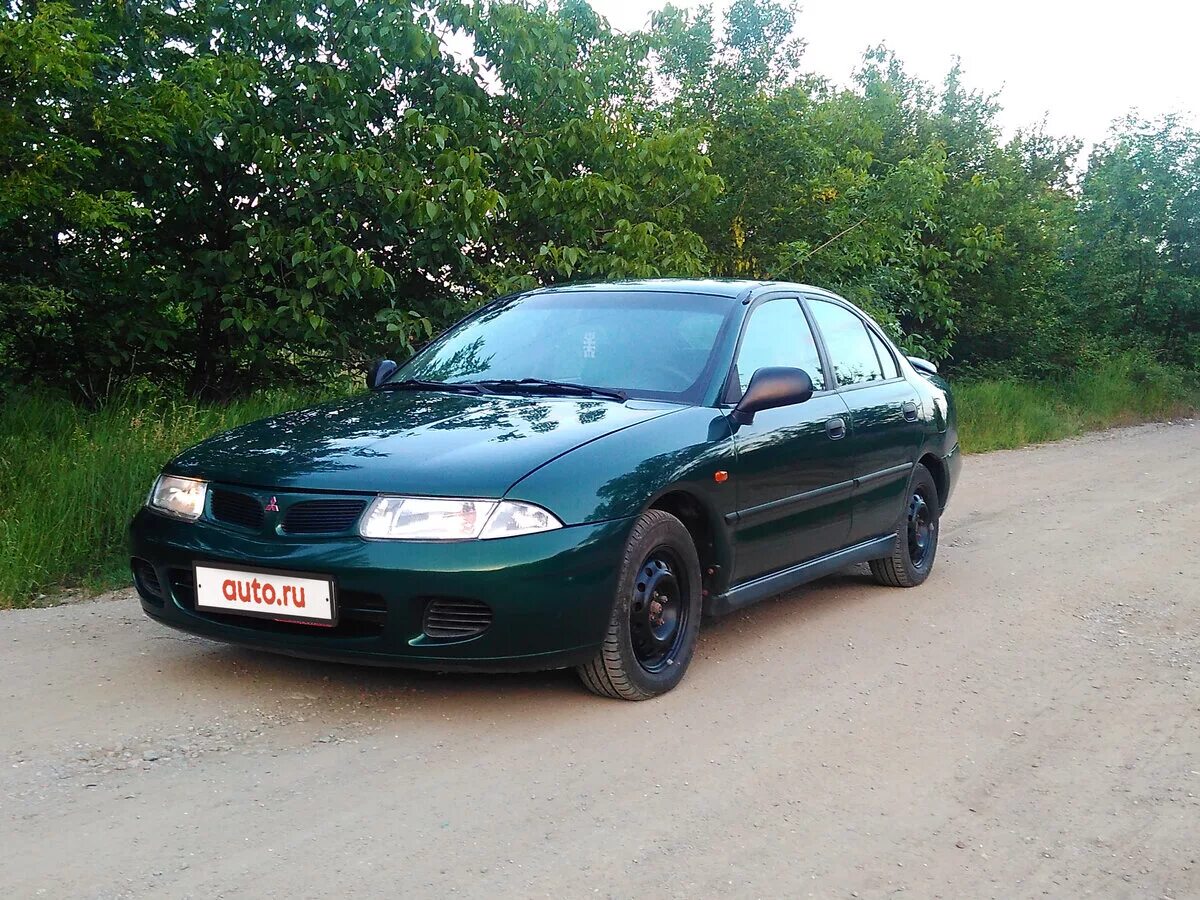 Mitsubishi carisma 1997 года. Митсубиси карина 1997. Mitsubishi каризма 1997. Mitsubishi каризма 1997. 6 седан.