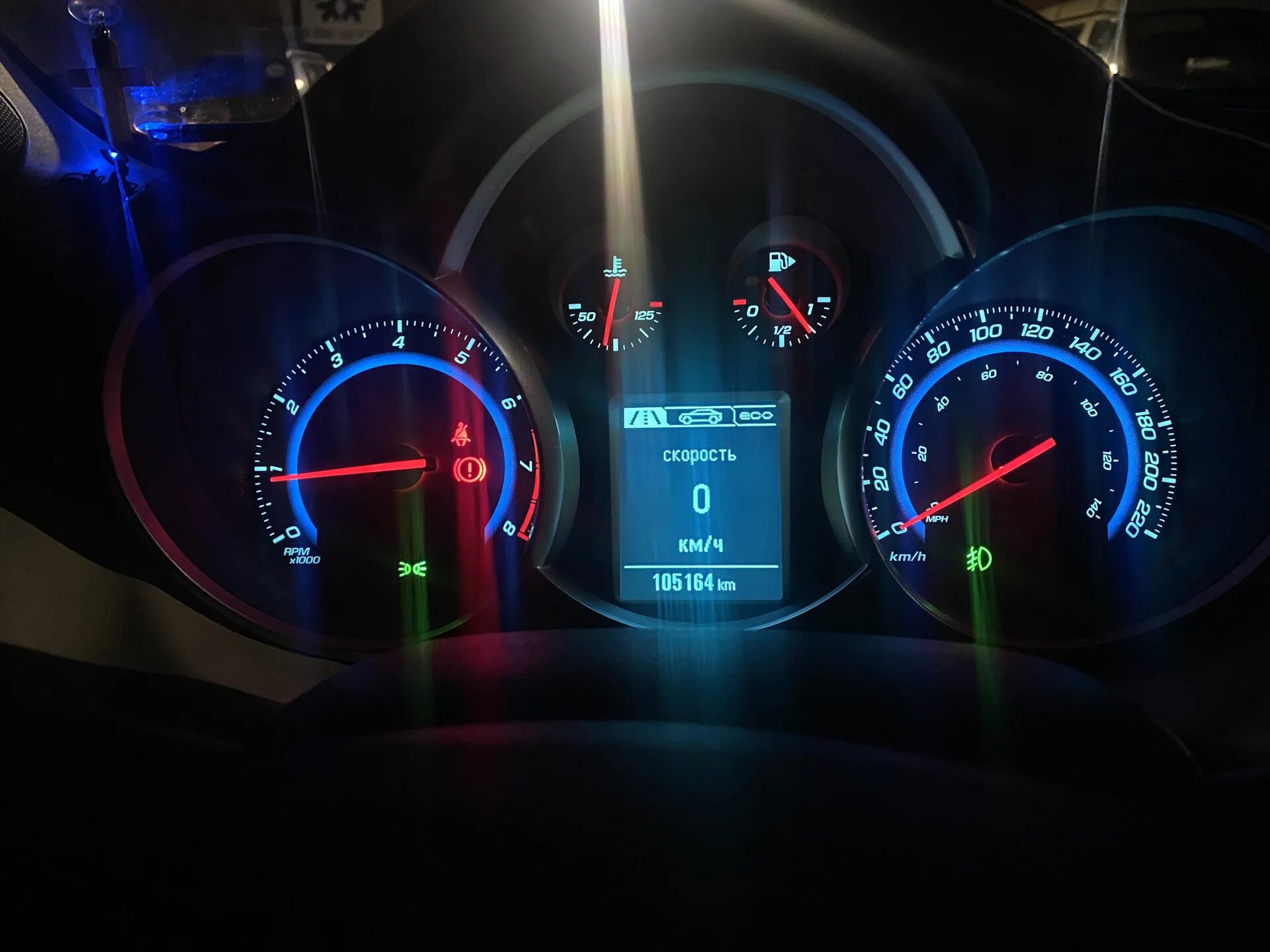 Шевроле круз горит. Приборка cruze ltz. cruze приборная панель ltz. щиток приборов шевроле круз 1.8. приборная панель ltz chevrolet cruze.