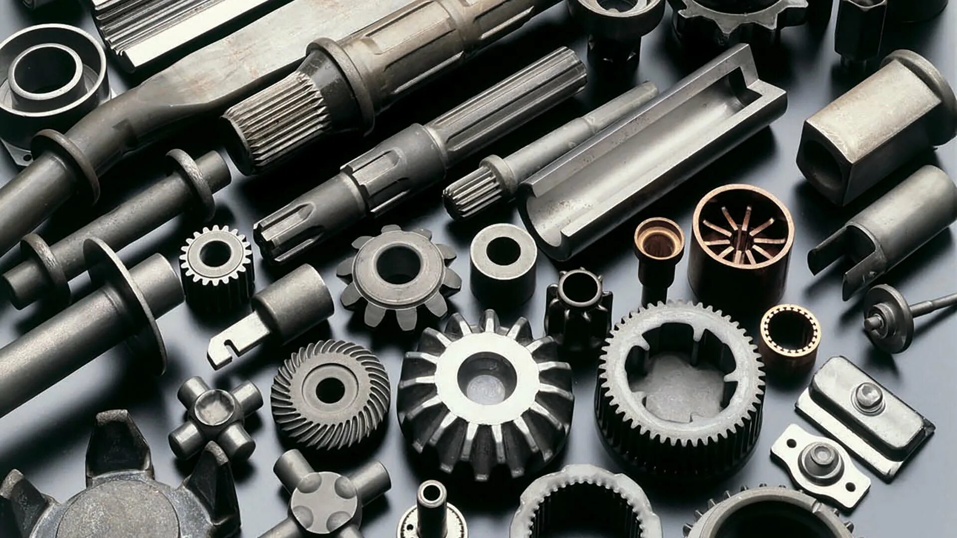 Металлические детали. Изделия машиностроения. Металлические детали для машиностроения. Материалы в машиностроении.