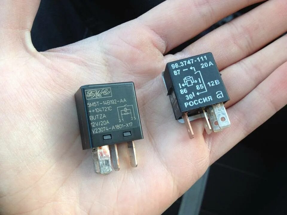 Какое реле отвечает за бензонасос. Какое реле отвечает за бензонасос. Реле бензонасоса vw caddy 2011. Реле насоса 2110. Реле бензонасоса ваз 2110 16.