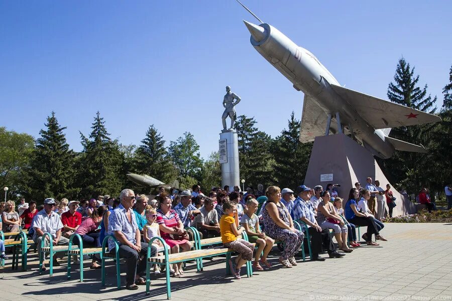 Погода в краснодарском крае станица точная. Мемориальный комплекс Бахчиванджи в Бриньковской. Памятник Бахчиванджи Приморско-Ахтарск. Бриньковская Приморско Ахтарск. Станица Бриньковская.