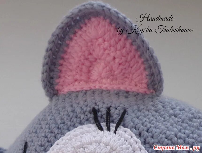 Как пришить ушки к шапке. Флисовая шапка с ушами. Пришивные ушки для шапки. Шапки флисовые с ушками для младенцев. Кошачьи ушки на шапку крючком.