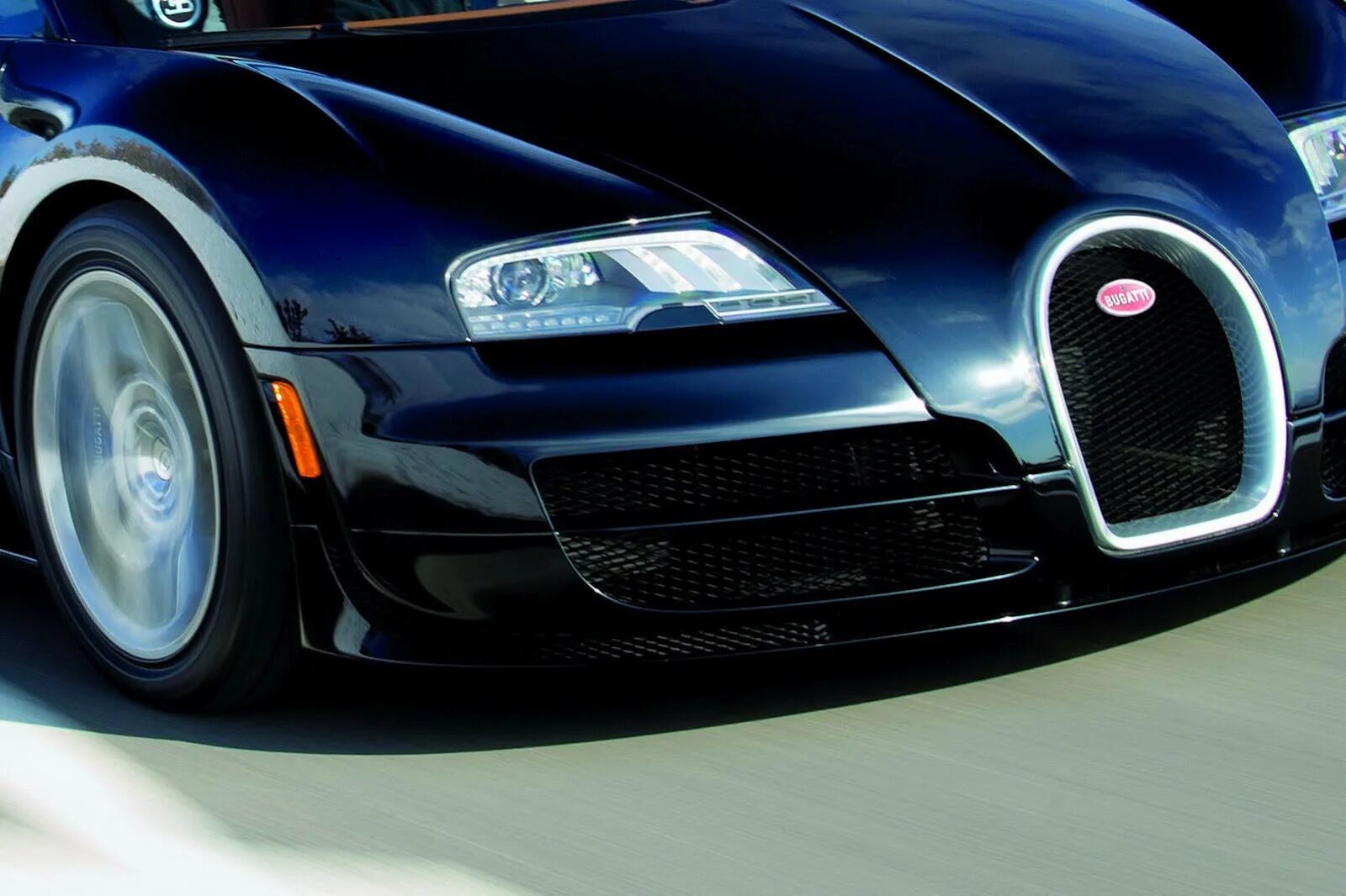 Bugatti veyron grand. Bugatti Veyron Grand Sport Vitesse 2012. Bugatti Veyron Vitesse. Bugatti Veyron Grand Sport Vitesse. 2012 Bugatti Veyron Grand Sport.